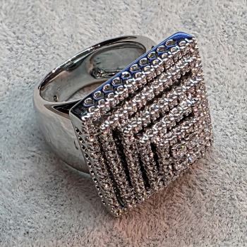 ANILLOS / SORTIJAS<BR>SORTIJA ANCHA CON FORMA DE PIRÁMIDE EN... · ref.: (ARAI)