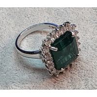 ANILLOS / SORTIJAS<BR>SORTIJA EN ORO BLANCO CON UNA ESMERALD...