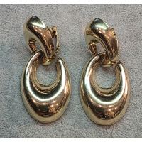 PENDIENTES<BR>PENDIENTES EN ORO AMARILLO.